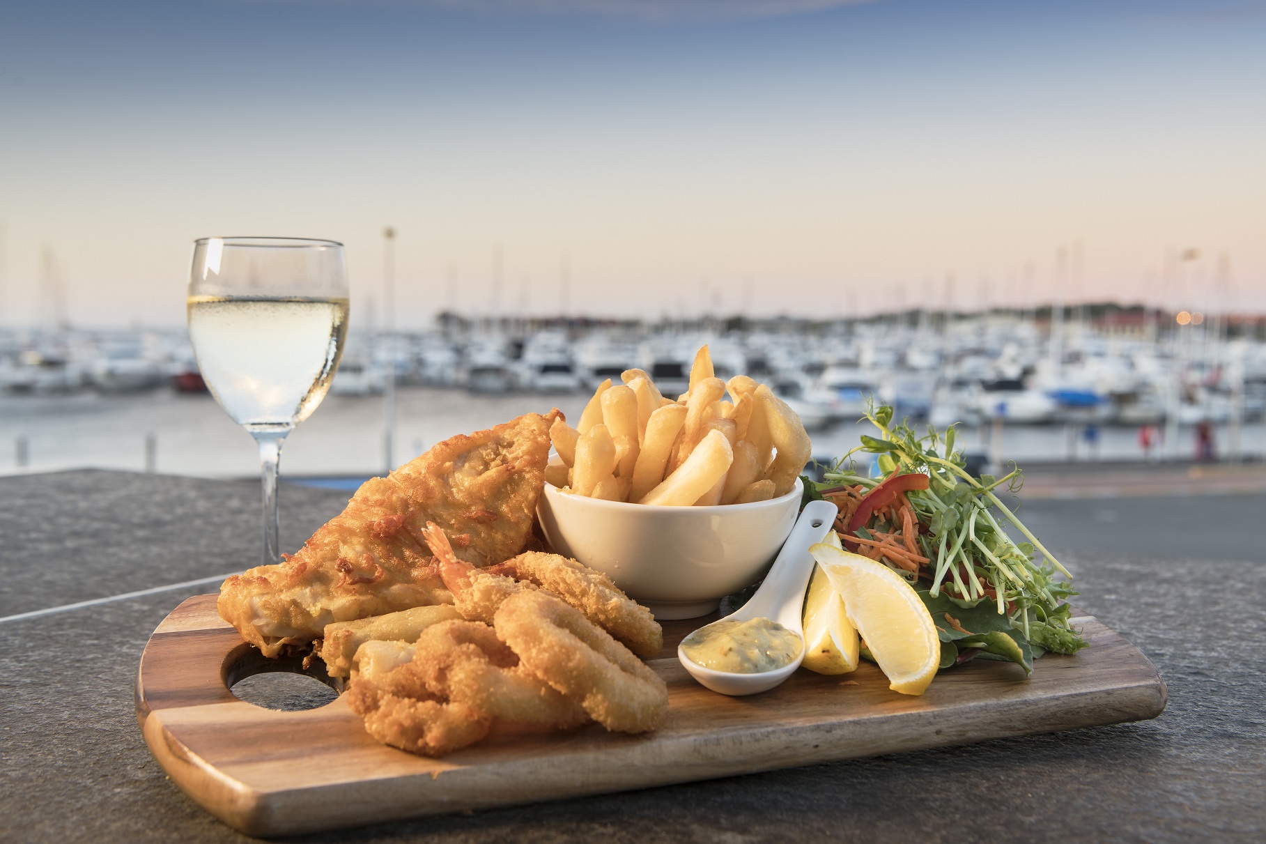 A range of fresh menu options from corporate events, weddings and parties